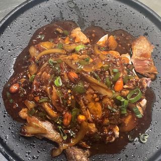 87. Pollo al vapore con salsa al peperoncino