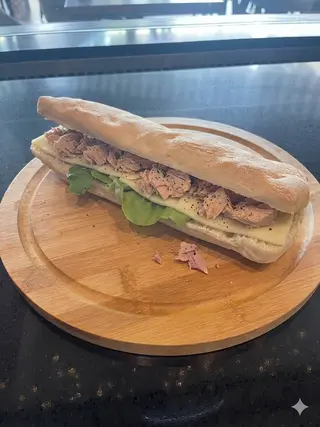 Čabata-sendvič tuna sir,prilog 170gr