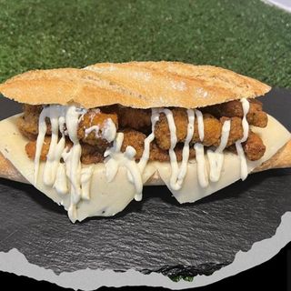 Bocadillo de pollo cajún