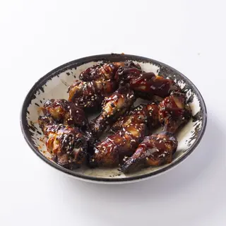 Alitas de Pollo al Horno con Salsa BBQ