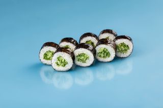 Ролл с огурцом