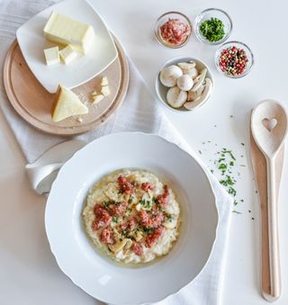 Risotto cu ciuperci și salsiccia