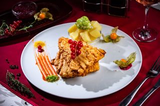 File de salau pane cu cartofi natur