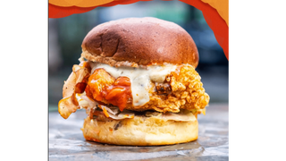 BUFFALO CHICKEN BURGER
