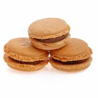 Macaron cu crema de pralină