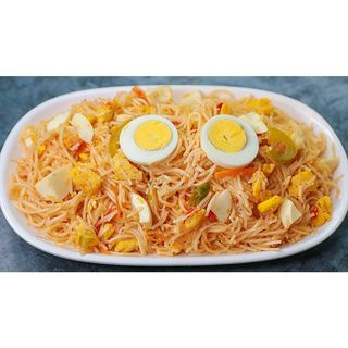 Egg chow main noodles