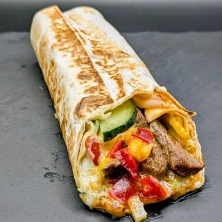 Шаурма подвійна з телятиною та сиром, 570 г