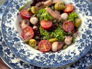 Салат з кальмаром