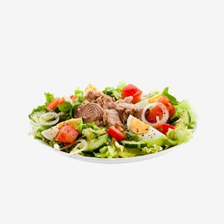 Salată cu ton şi roşii cherry