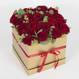 Aranjament cu 21 de trandafiri