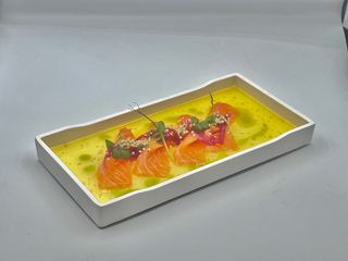 606. Carpaccio salmon speciale