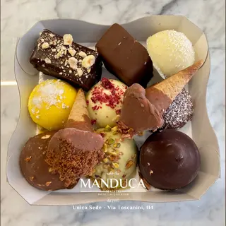 Box 10 praline semifreddo assortite 