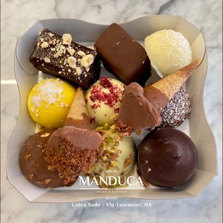 Box 10 praline semifreddo assortite 