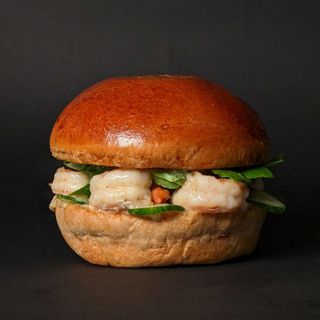 Бургер з креветками  (300/100/50г)