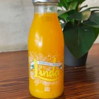 Mandarina Y Romero