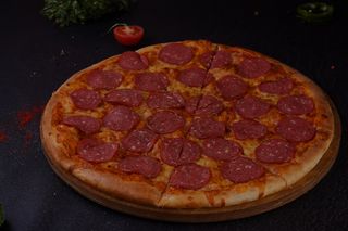 Пицца "Пепперони" (40 см.)