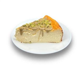 San Sebastian sernik z pistacjowym kremem