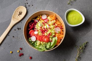 Salată de crudități cu bulgur - de post