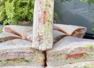 Triangle amb pa de sandvitx