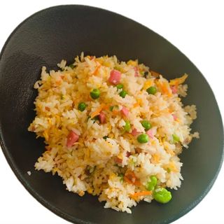 Arroz frito tres delicias