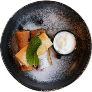 Блины со сметаной