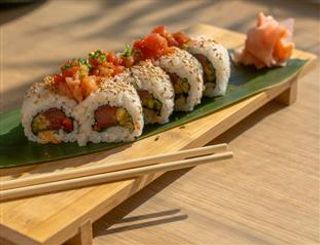Spicy bluefin tuna roll