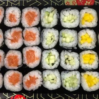 14 - Maki Misto (28 Peças)