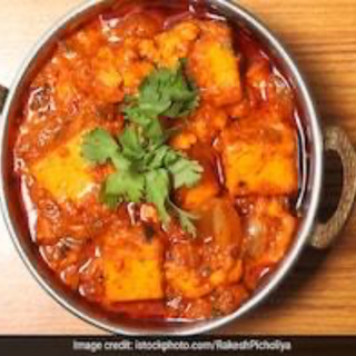 22. Shahi Paneer 