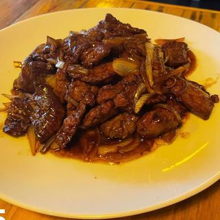 525 Ternera Salteados Con Cebolla