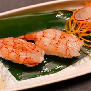 Nigiri gambero crudo