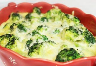 Запеканка с броколи и три вида сирена (300г)