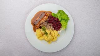 Zraz wieprzowy w sosie własnym