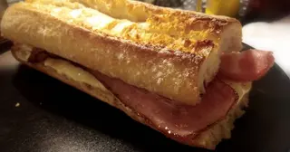 Bocata Caliente De Bacon 
