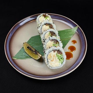 Uramaki grillowana ryba maślana