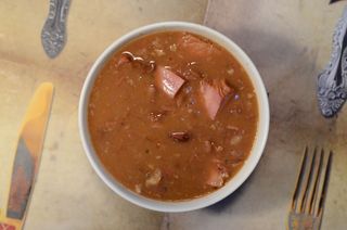 Supă de fasole cu afumătură