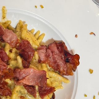 Trofie pistacchio e speck