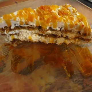 Tarta De Zanahoria Y Nueces Con Crema De Queso Y Nata