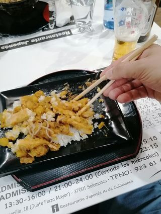 arroz con curry con tres delicias