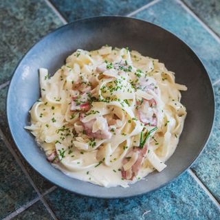 Tagliatelle A La Carbonara Clásica 
