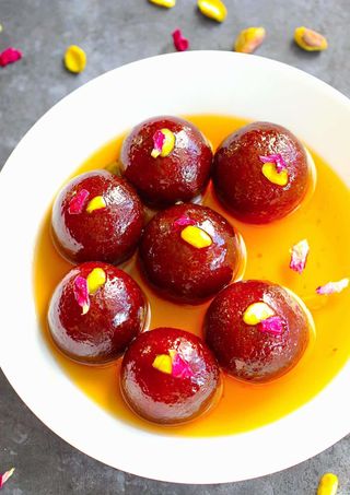 Gulab jamun