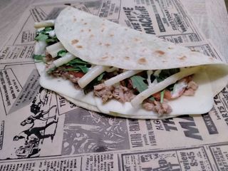 Piadina De Atún Y Espárragos