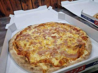10-Pizza De Jamón (33 Cm.)