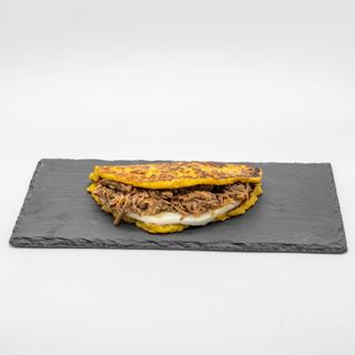 Cachapa con Queso & Ternera