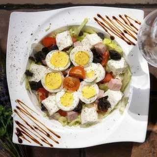 Salată Bulgarească style