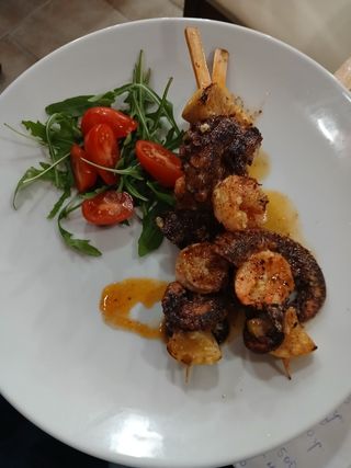 Шишчета от скариди и октопод (200г)