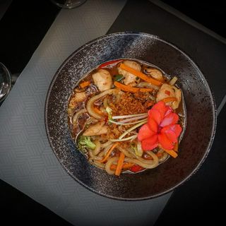 UDON DE FRANGO AGRIDOCE