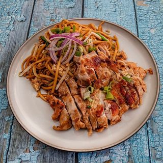 P12 Ramen Salteados De Pollo (sin sopa)