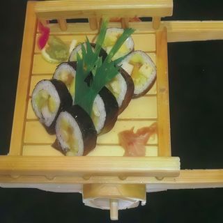 44- Futo Maki ( 8 piezas)