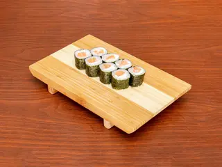 Maki Salmón con Queso
