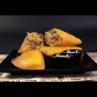 Empanada Mixta
